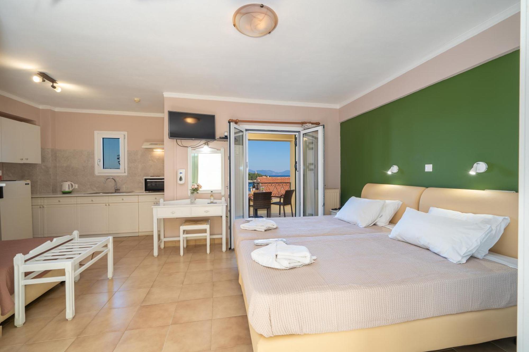 Stella Hotel Apartments Фискардо Екстериор снимка