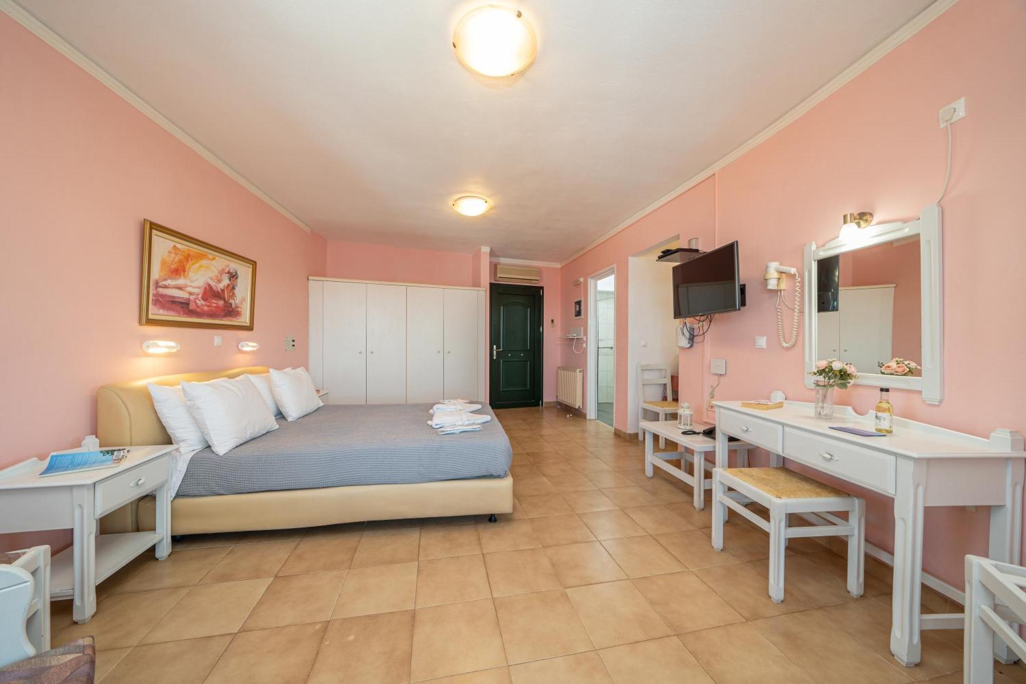 Stella Hotel Apartments Фискардо Екстериор снимка