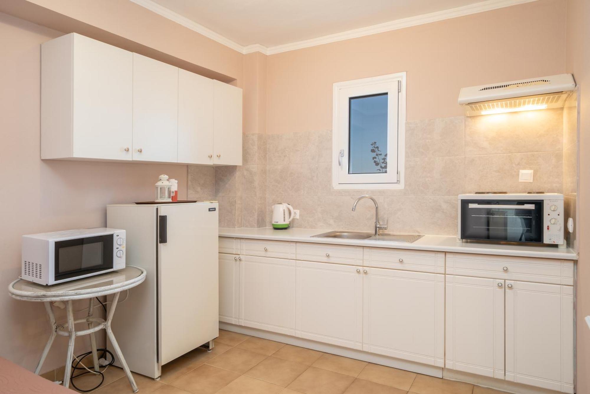 Stella Hotel Apartments Фискардо Екстериор снимка