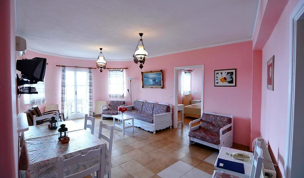 Stella Hotel Apartments Фискардо Екстериор снимка